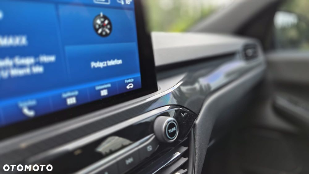 Ford Kuga - 15
