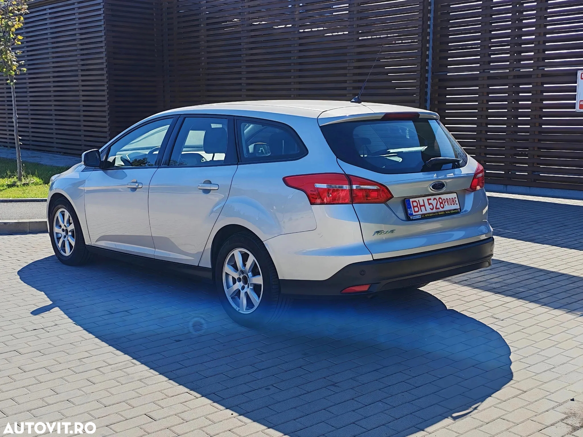 Ford Focus 1.5 TDCi DPF Start-Stopp-System Business - 4