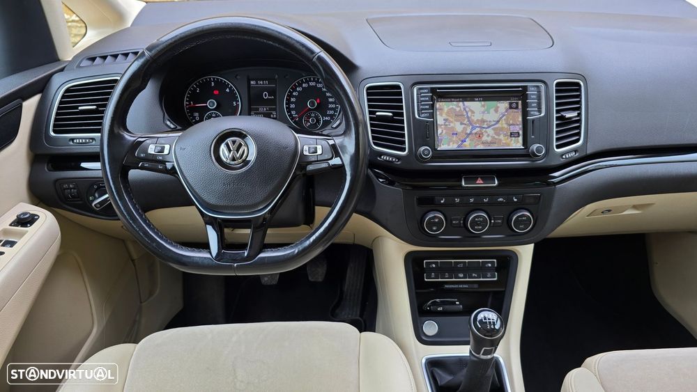VW Sharan 2.0 TDI Blue Highline - 15