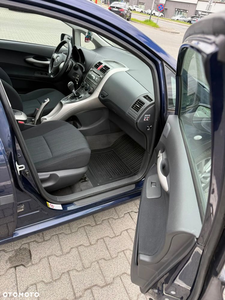 Toyota Auris 1.6 VVT-i Premium MM - 31