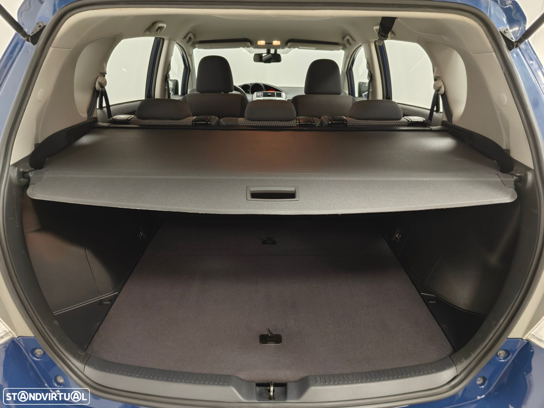 Toyota Verso 1.6 D-4D 5L S&S Comfort - 43