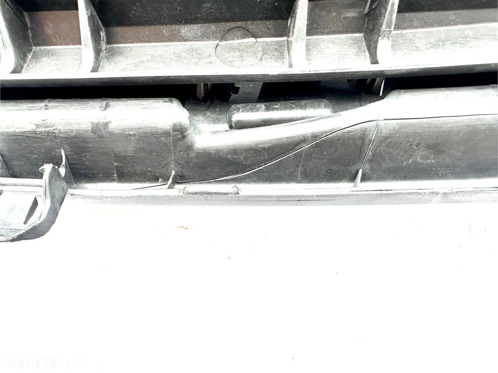 SUZUKI VITARA 3 III LIFT 2018- ATRAPA GRILL WSPORNIK CHROM LOGO ORYGINAŁ OE - 15
