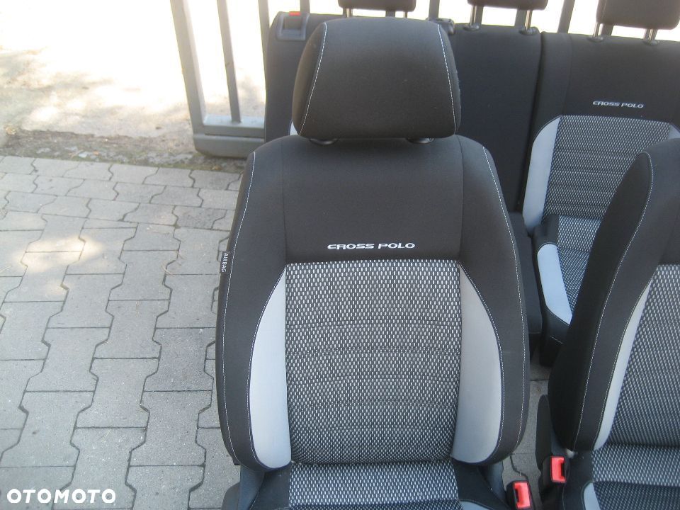vw polo cross V 6r 10-17r siedzenia fotele  przód prawy lewy - 4