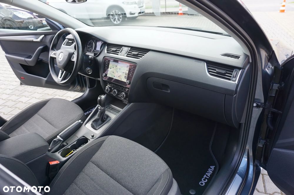 Skoda Octavia 2.0 TDI DSG Soleil - 26