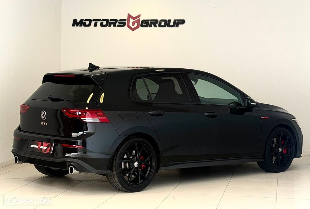 VW Golf 2.0 TSI GTI DSG - 11