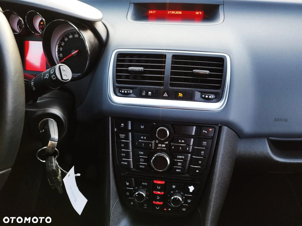 Opel Meriva 1.4 T Cosmo - 18