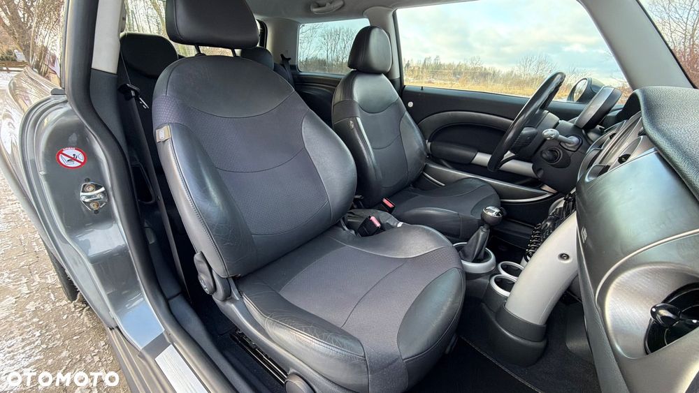 MINI Cooper S Standard - 9