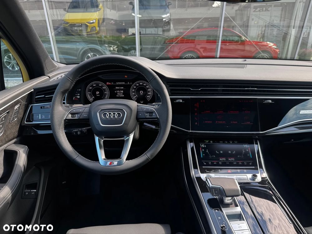 Audi Q7 TFSI e PHEV 360 kW Quattro S Line Tiptr - 14