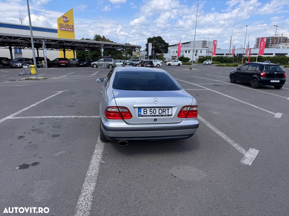 Mercedes-Benz CLK - 3