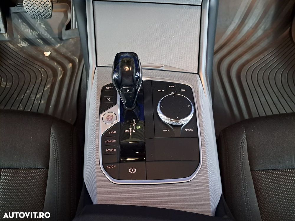 BMW Seria 3 - 18
