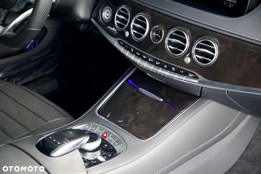 Mercedes-Benz Klasa S 400 d 4Matic 9G-TRONIC - 37