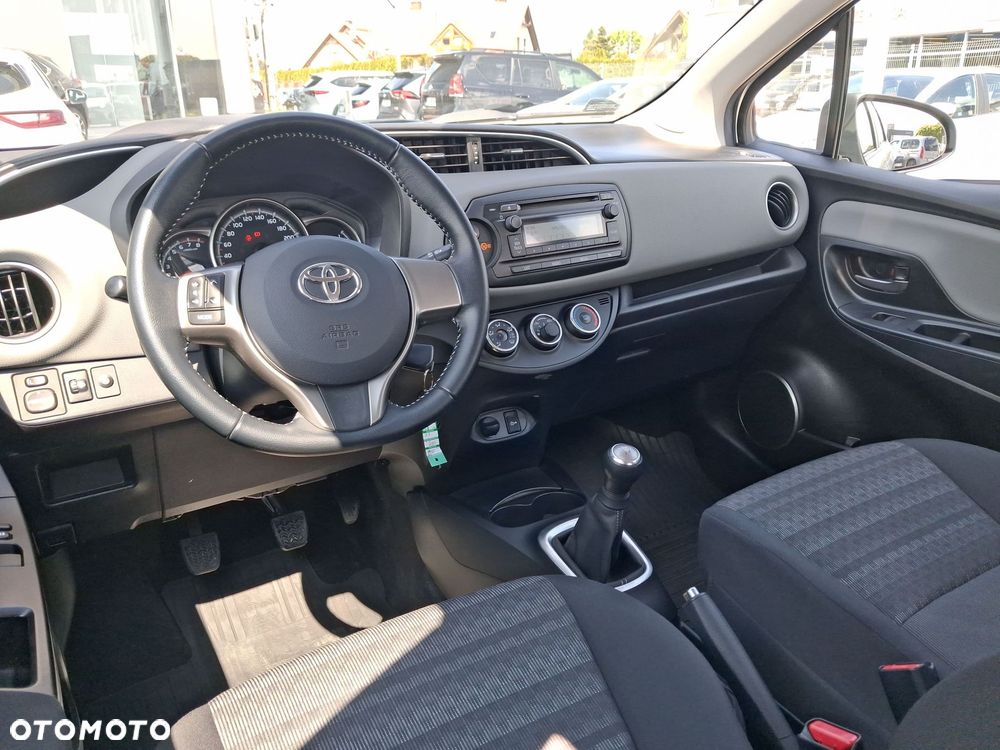 Toyota Yaris - 19