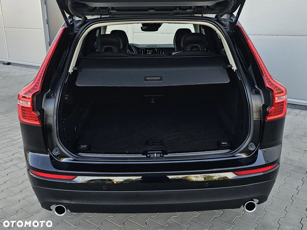Volvo XC 60 B4 D Geartronic Momentum Pro - 21