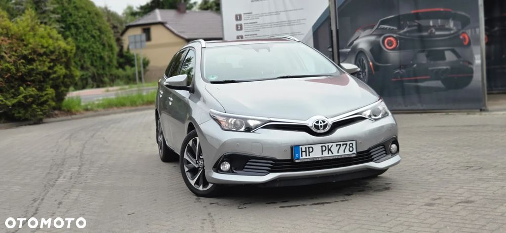 Toyota Auris 1.6 D-4D Design Edition - 20