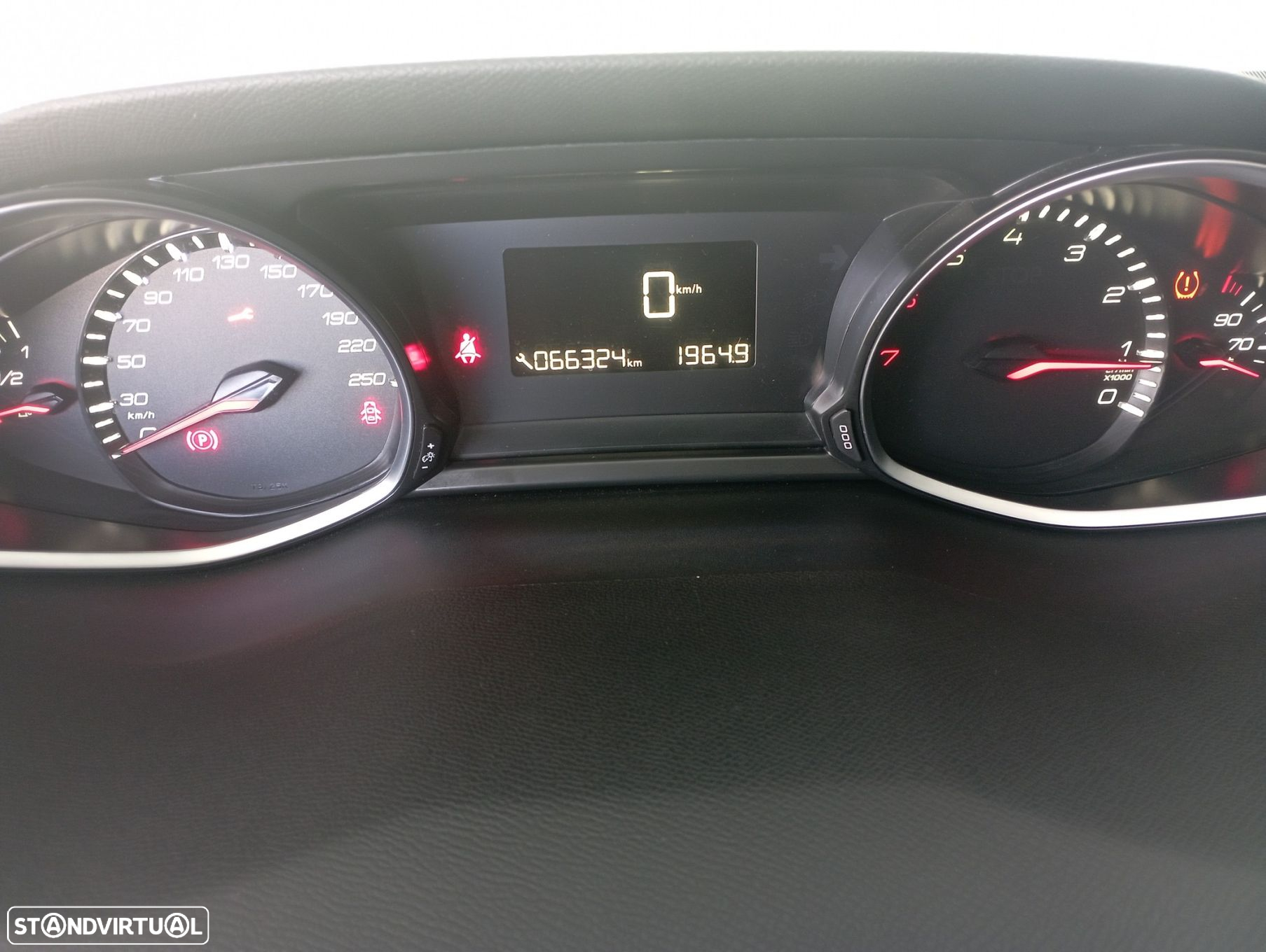 Peugeot 308 1.2 PureTech Style - 12