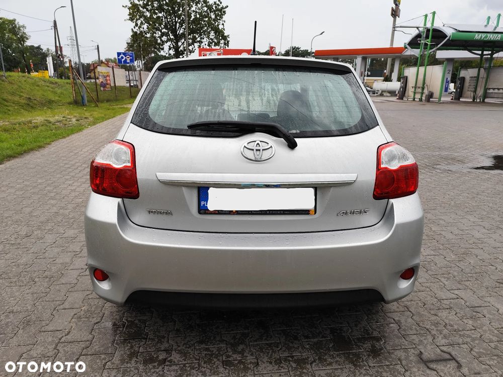 Toyota Auris - 6
