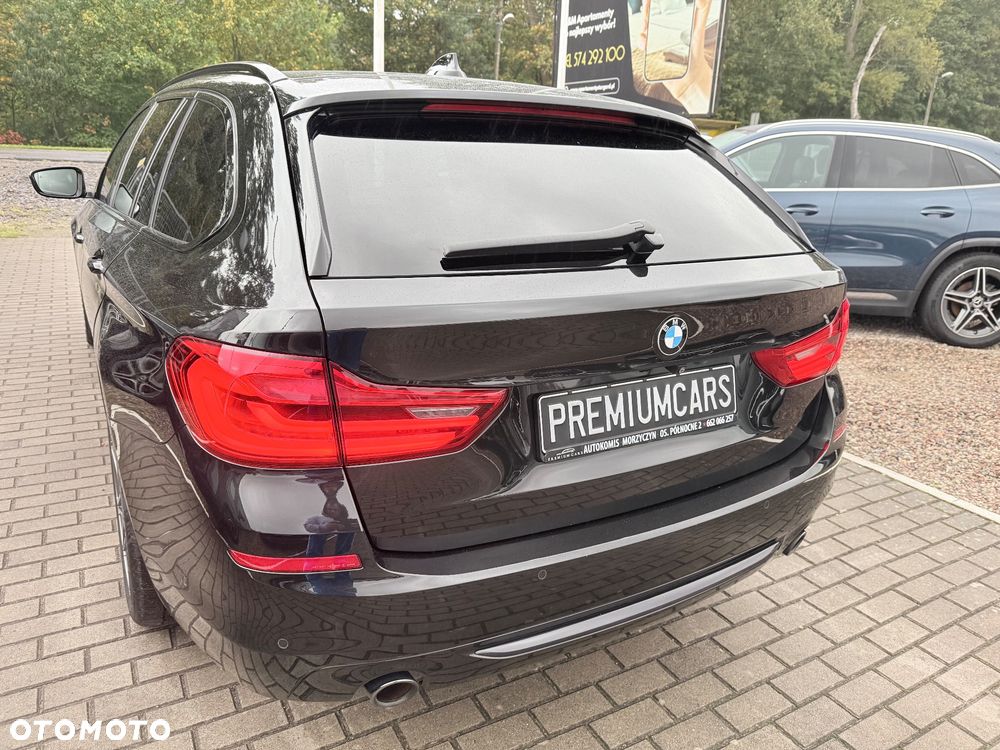 BMW Seria 5 520d Sport Line - 22
