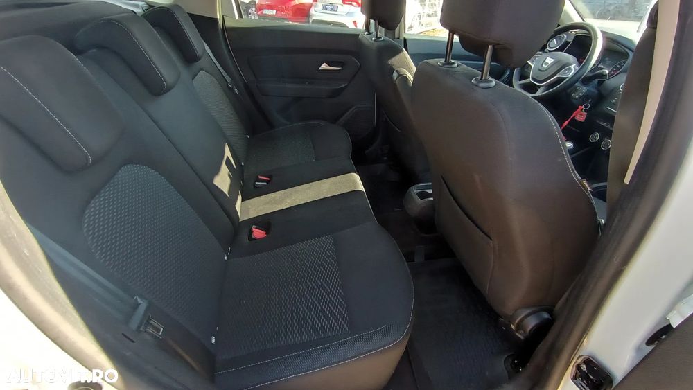 Dacia Duster 1.5 Blue dCi 4WD Comfort - 14