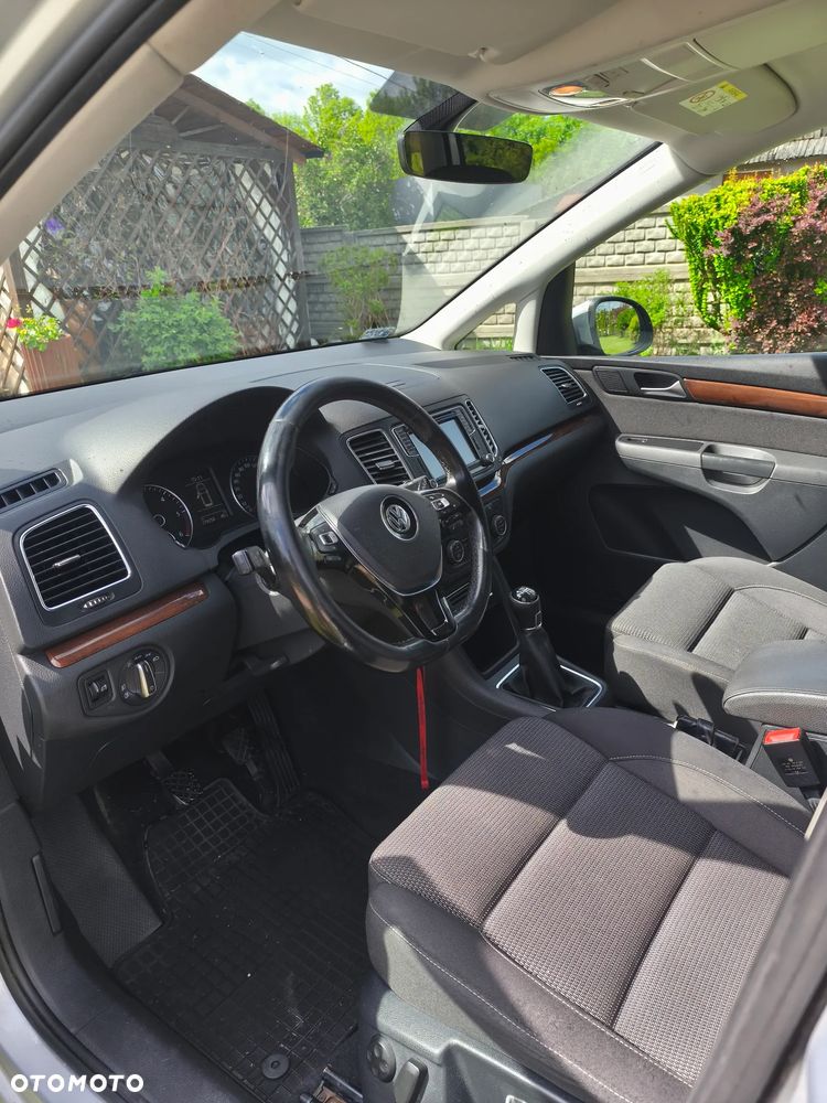 Volkswagen Sharan - 20