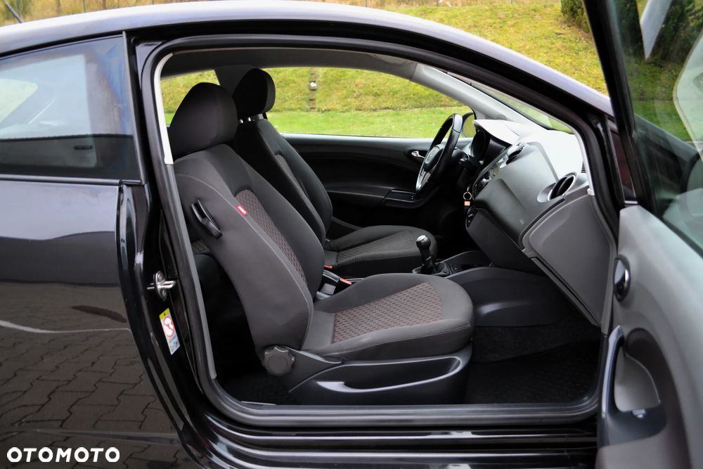 Seat Ibiza SC 1.9 TDI DPF Sport - 12