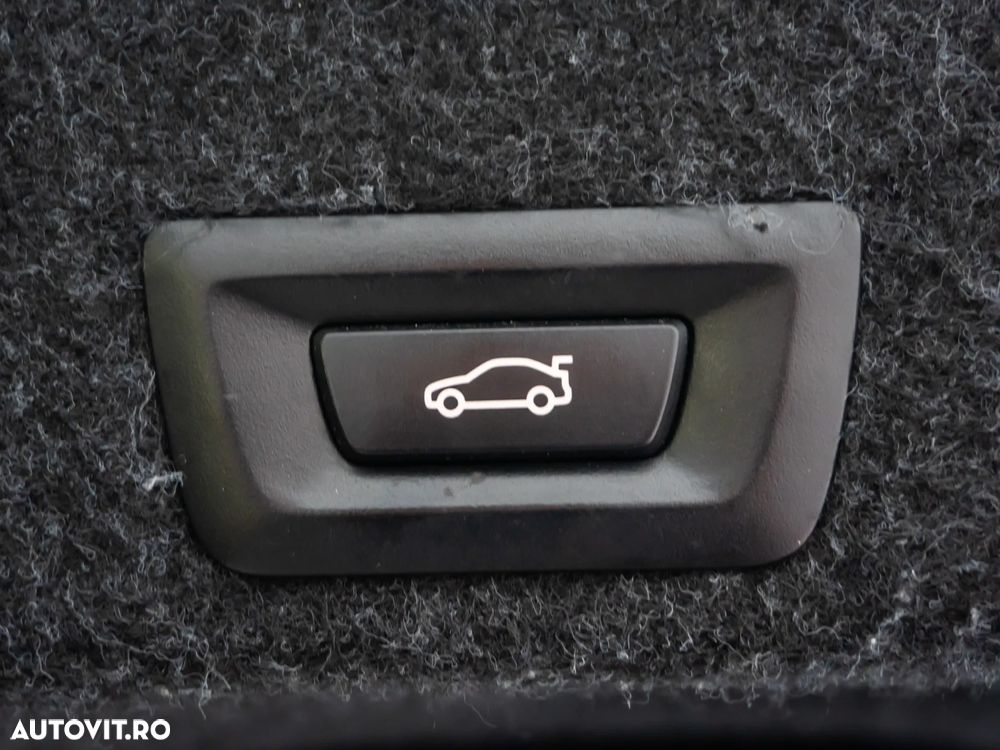 BMW Seria 5 520d AT - 14