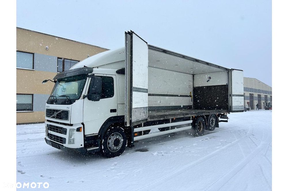 Volvo FM300 6X2*4 EURO5 + SIDE OPENING - 2