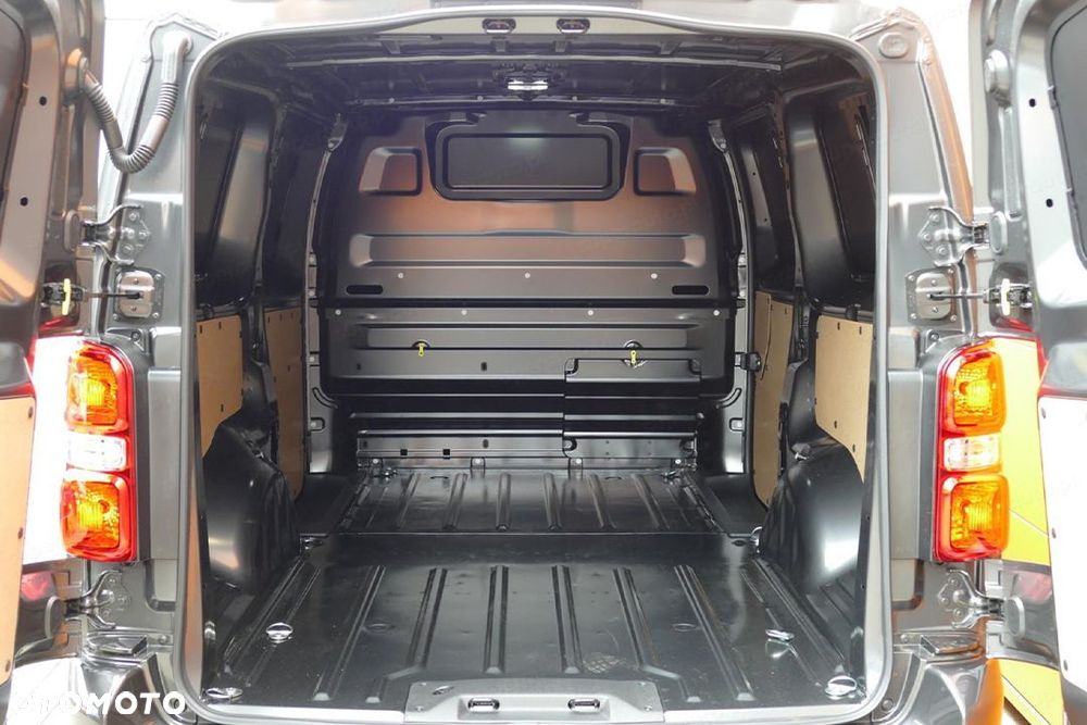 Citroën Jumpy XL L2H1 EAT8 2.2 180KM - 11