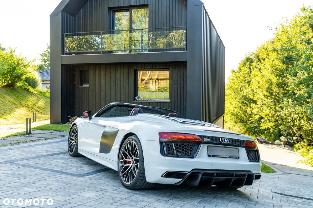 Audi R8 Spyder - 9