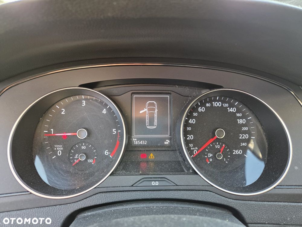 Volkswagen Passat 2.0 TDI SCR Comfortline DSG - 8