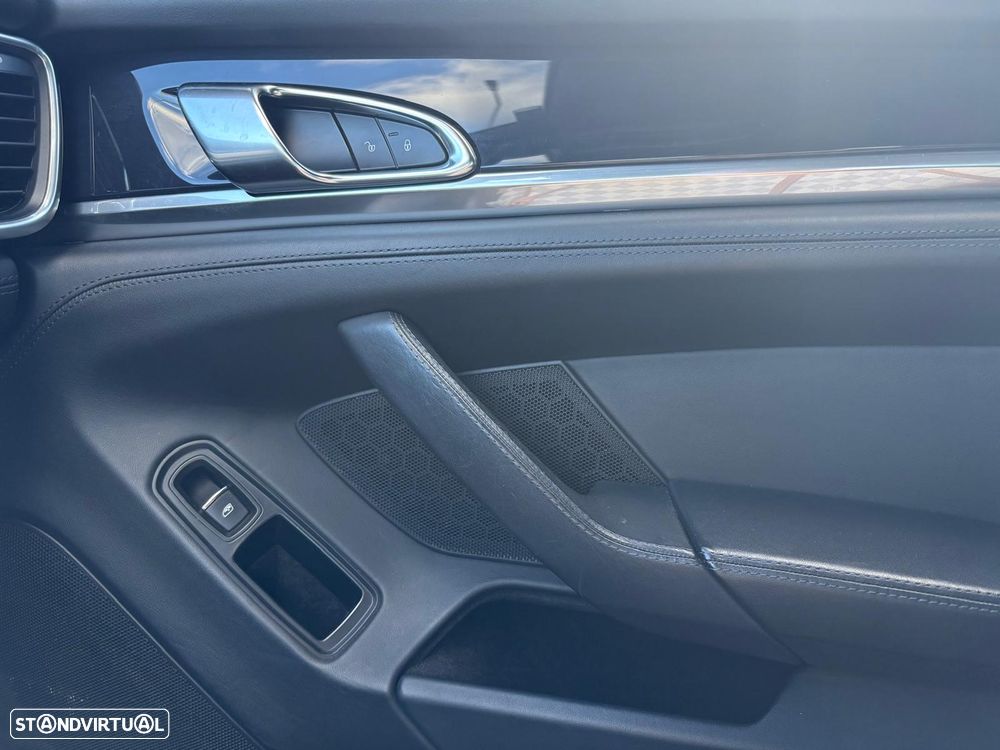 Porsche Panamera S Hybrid - 13