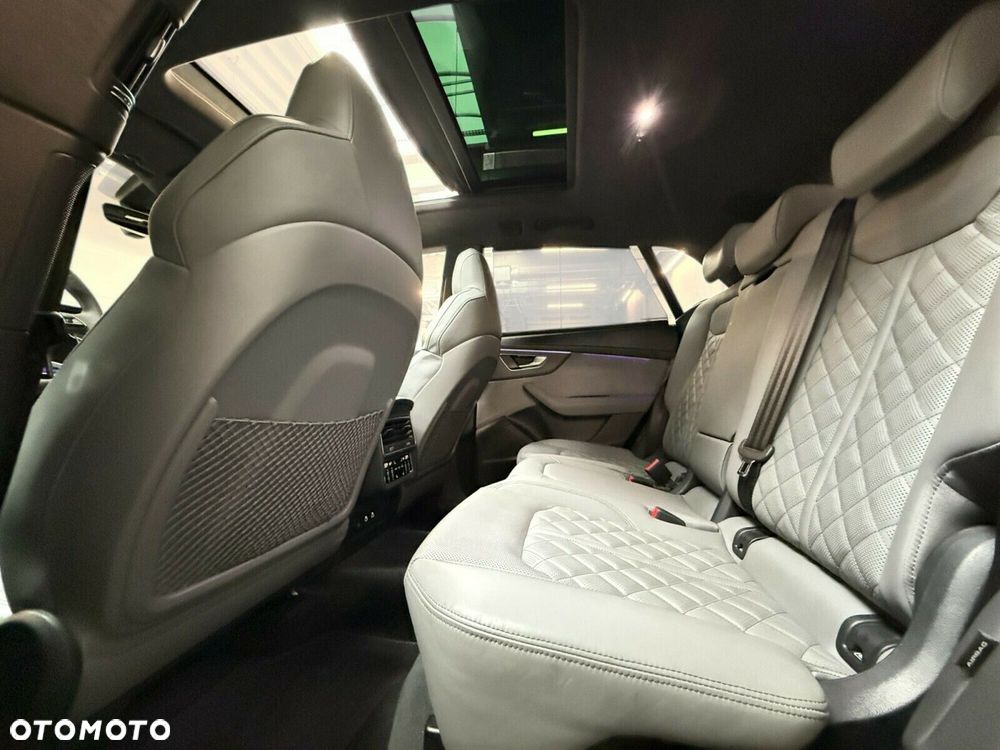 Audi SQ8 TFSI Quattro Tiptronic - 25