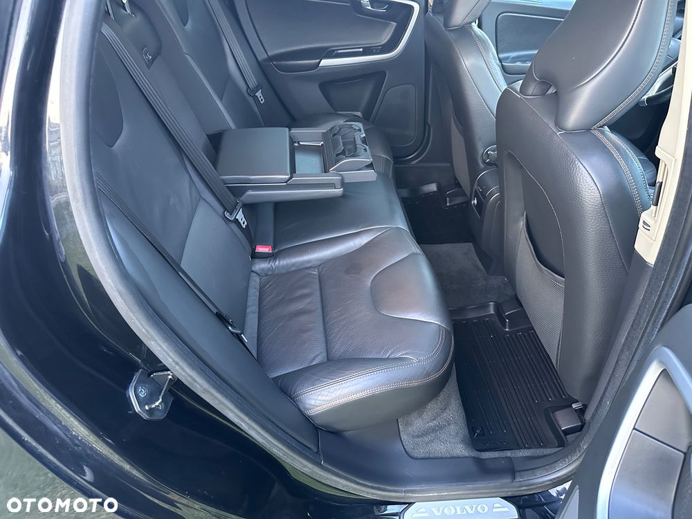 Volvo XC 60 D3 AWD Summum - 24