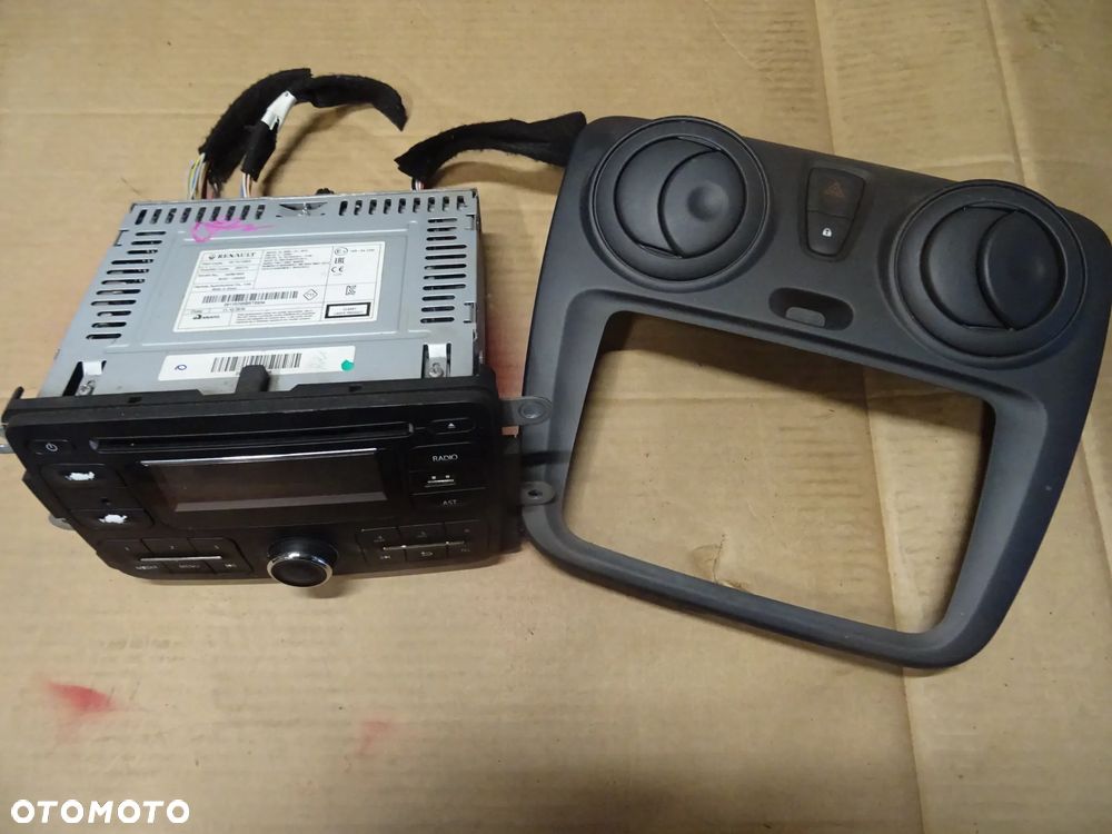 DACIA DOKKOER LODGY INNE CD RADIO + RAMKA ROWNIEZ INNE CZESCI PYTAC - 5