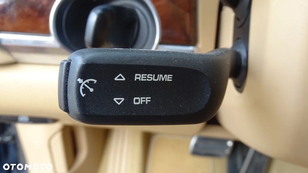 Porsche Panamera 4S - 23