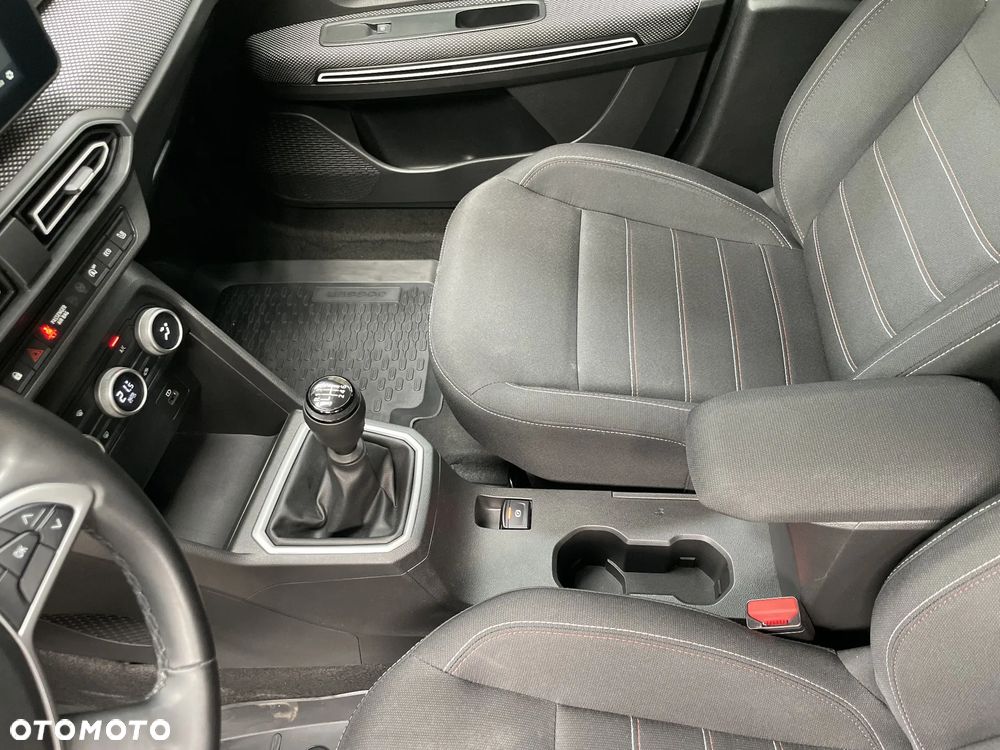 Dacia Jogger 1.0 TCe Extreme 7os - 27
