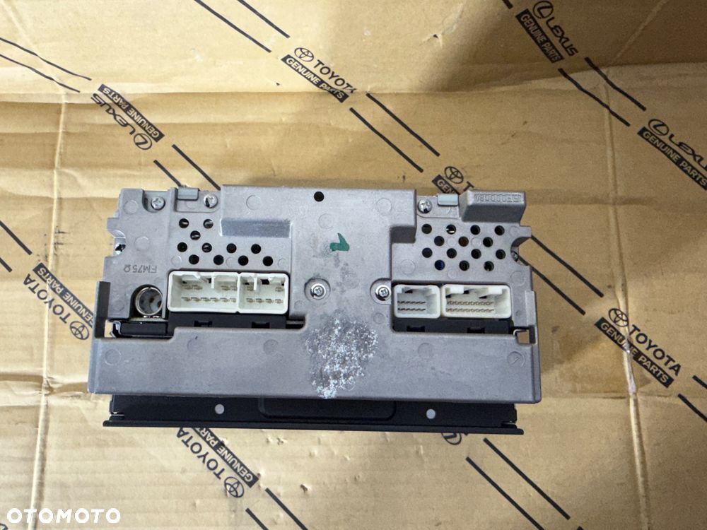 Radio Toyota Avensis T25 03-09r. Nr. 86120-05071. Kolor czarny. - 3