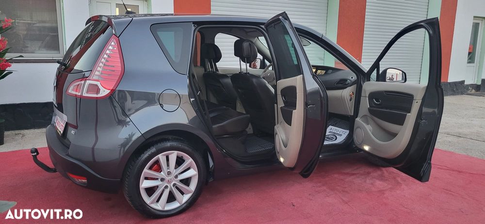Renault Scenic - 33