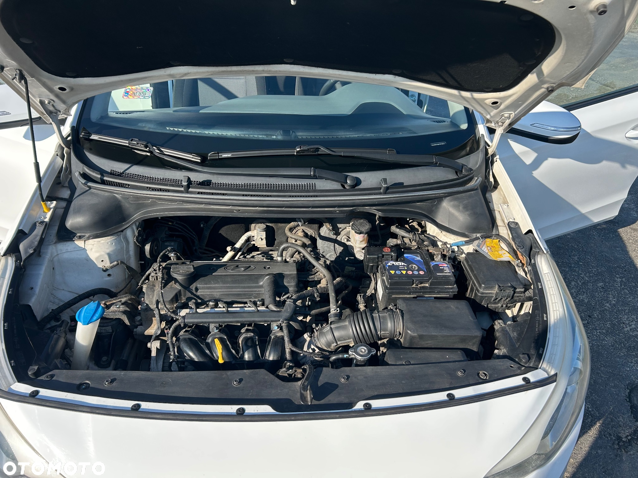 Hyundai i20 1.2 BlueDrive Comfort - 12