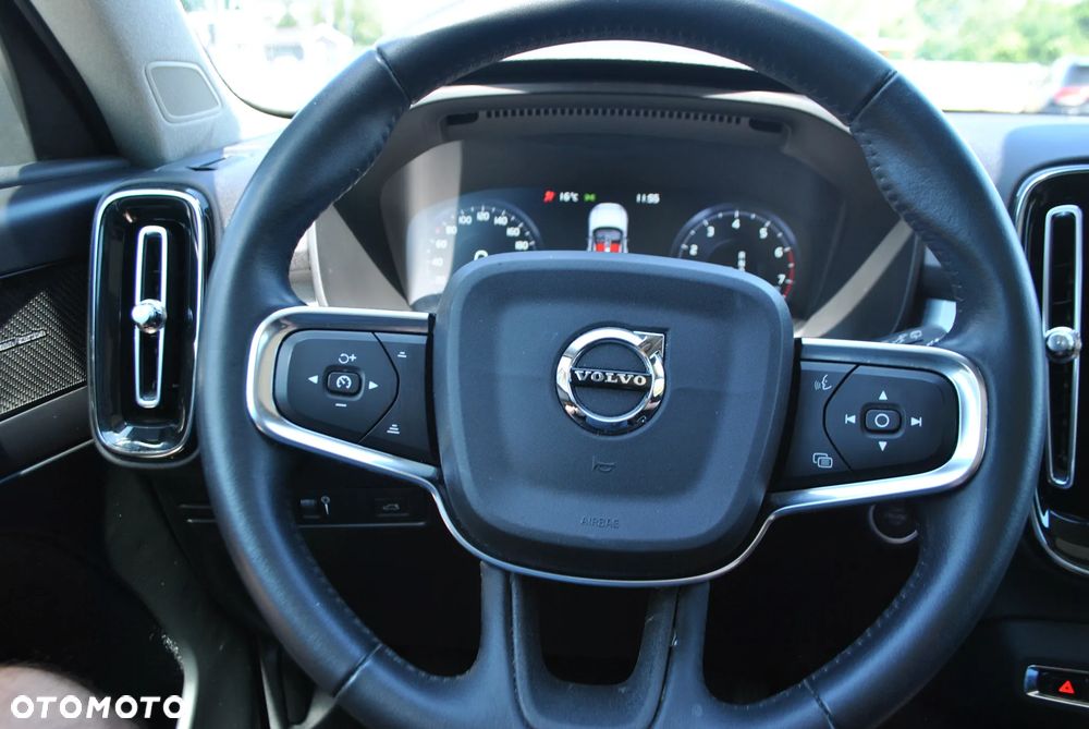 Volvo XC 40 B5 B AWD Geartronic Inscription - 21