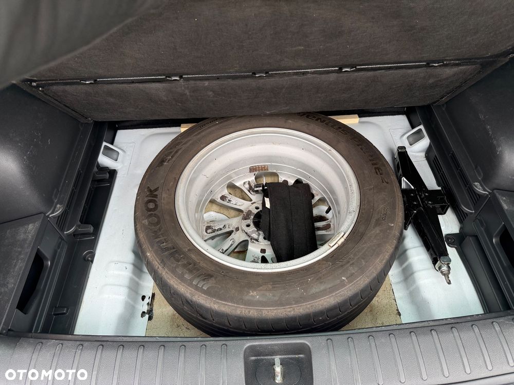 Hyundai Tucson 1.7 CRDI BlueDrive Comfort 2WD - 32