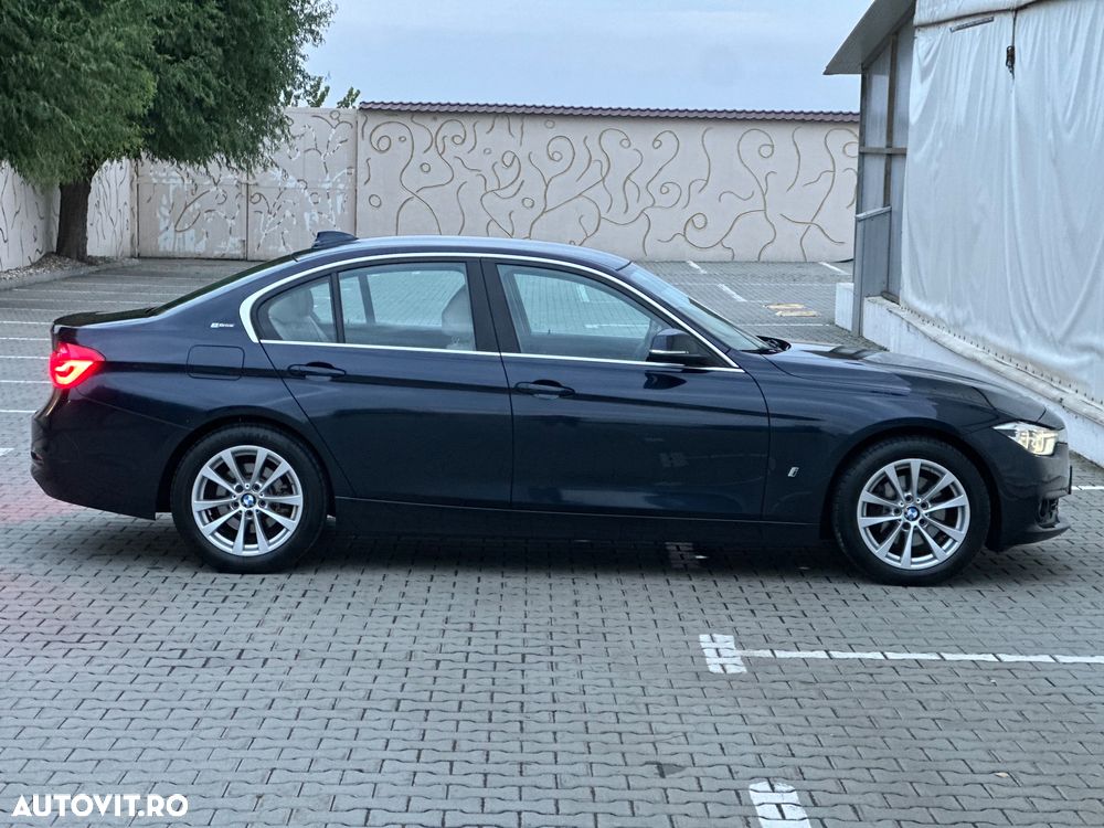 BMW Seria 3 330e iPerformance M Sport - 21