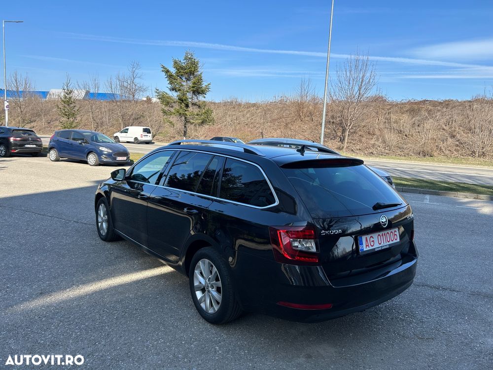 Skoda Octavia 1.6 TDI DSG Premium Edition - 9