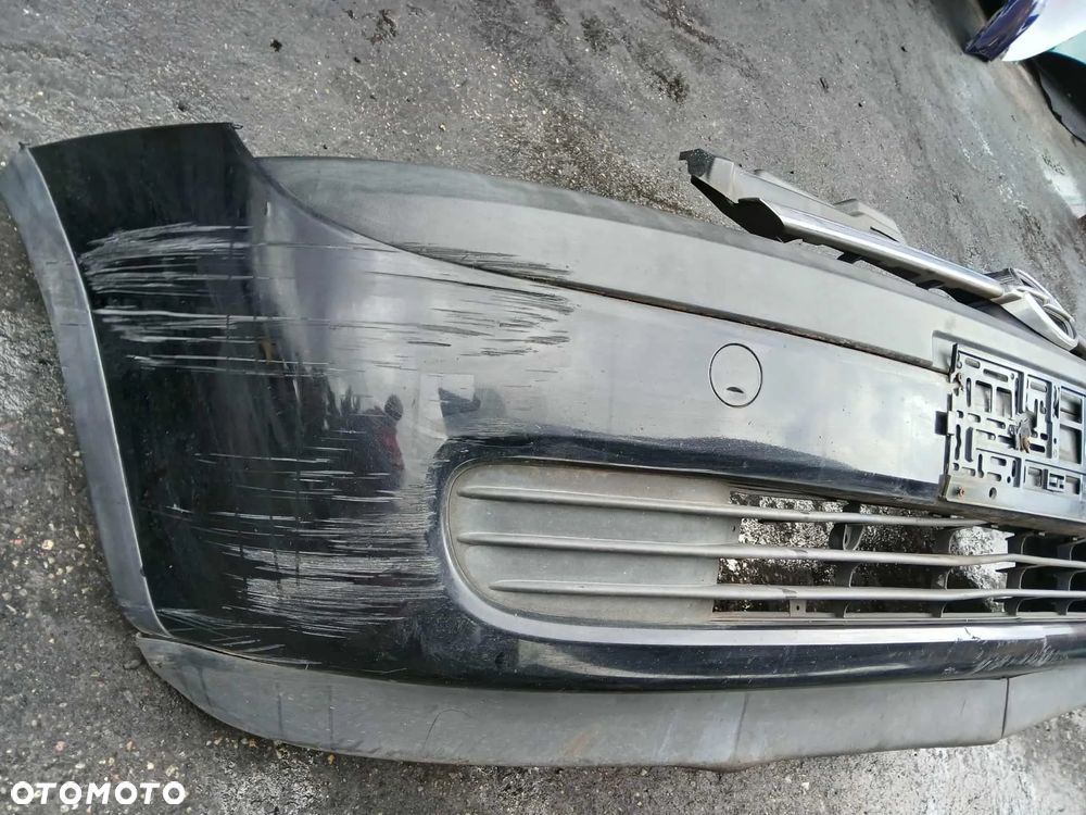 Opel Corsa C Zderzak przedni czarny - 2