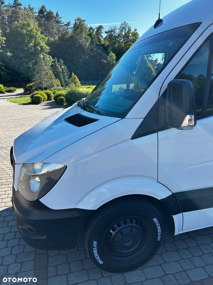 Mercedes-Benz Sprinter - 10