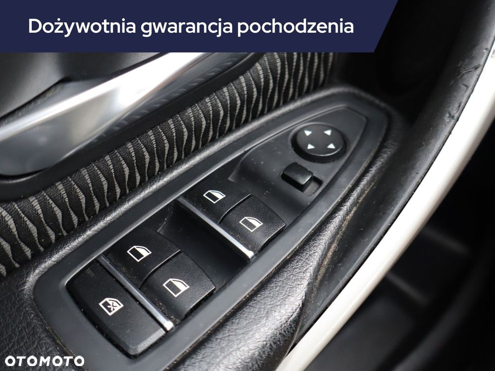 BMW Seria 3 - 17