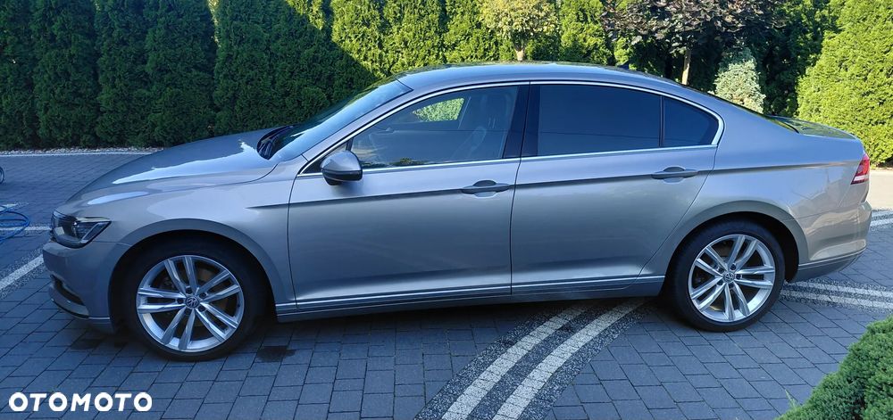 Volkswagen Passat 2.0 TDI (BlueMotion Technology) DSG Comfortline - 4