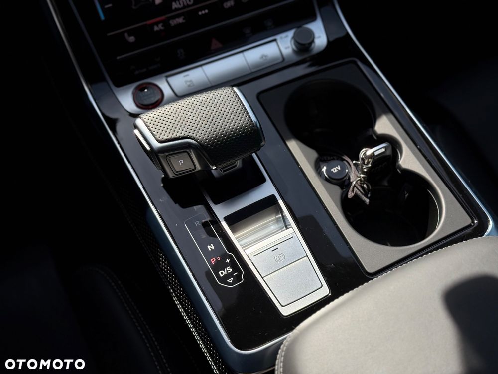 Audi SQ8 TFSI Quattro Tiptronic - 27