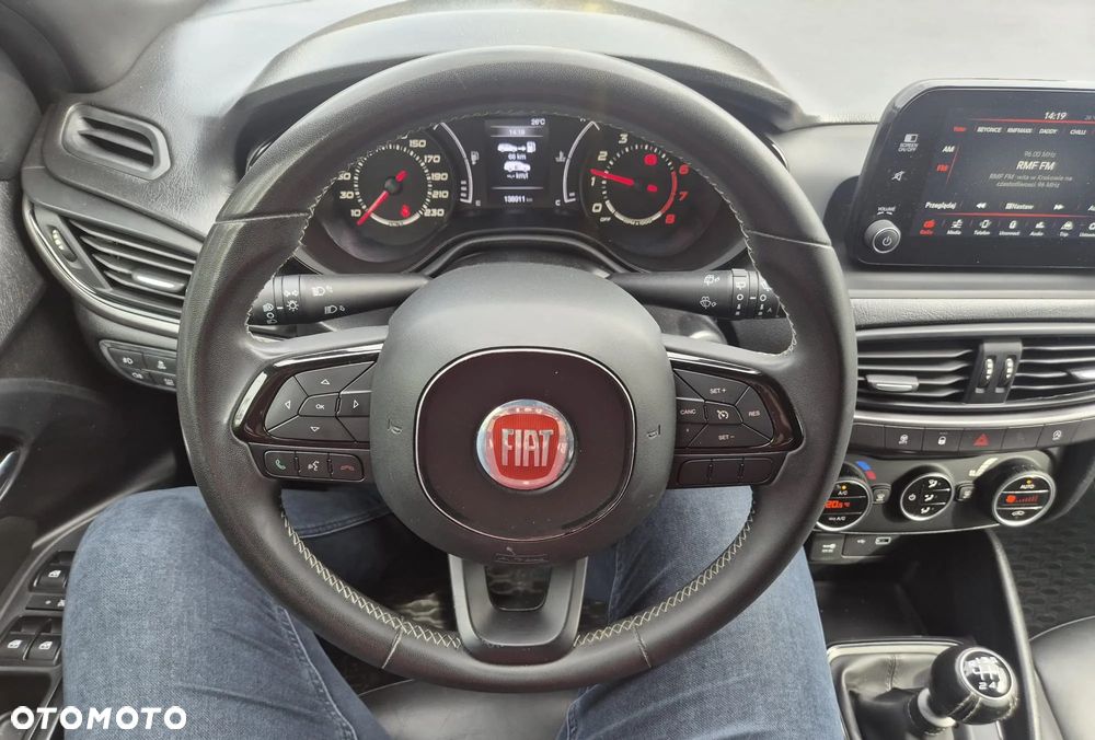 Fiat Tipo 1.4 T-Jet 16v Lounge - 21