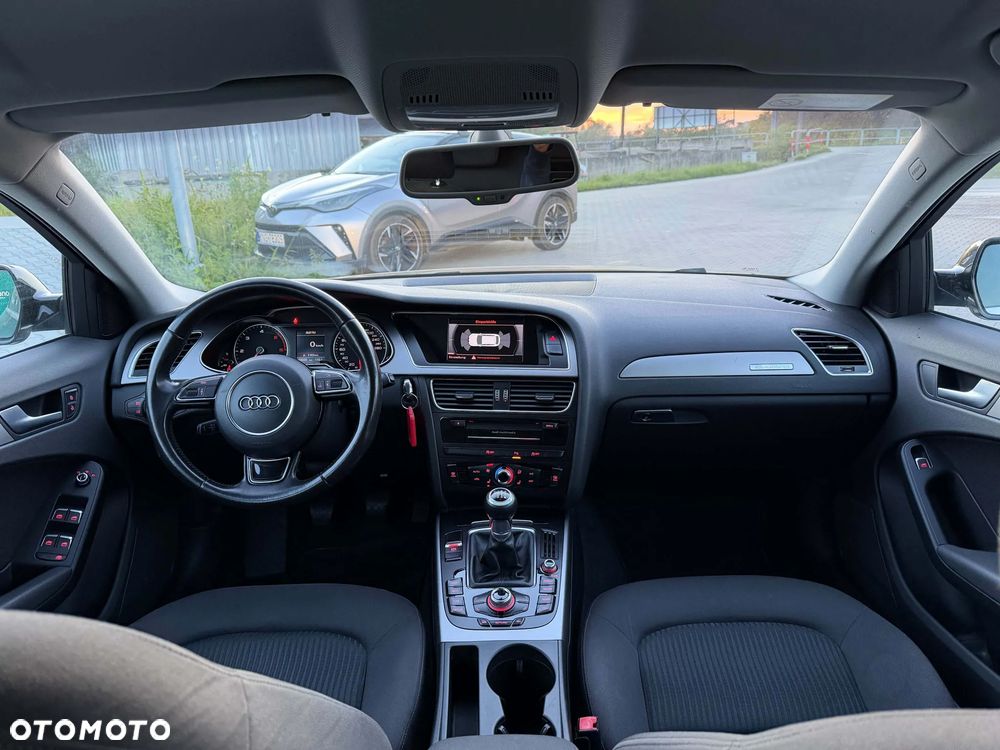 Audi A4 Avant 2.0 TDI DPF quattro Attraction - 21