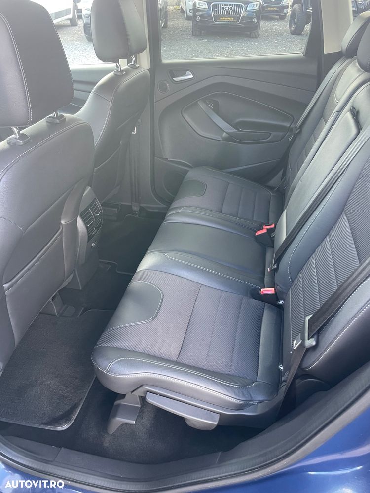 Ford Kuga 2.0 TDCi 4x4 Aut. Titanium - 8